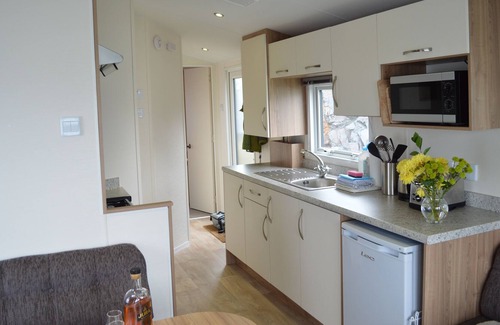 Slate Islands Maison | HEATHER, pet friendly, country holiday cottage, with a garden in Oban