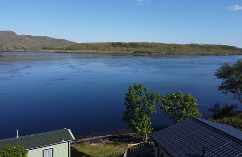 Slate Islands Maison | HEATHER, pet friendly, country holiday cottage, with a garden in Oban