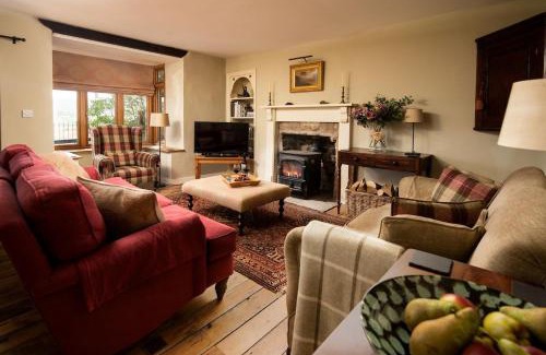 Low Row Maison | Heatherdene