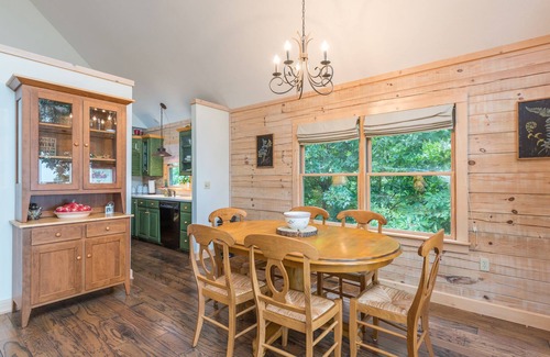Old Fort Cabine | Heaven's Point | Great views, pet friendly