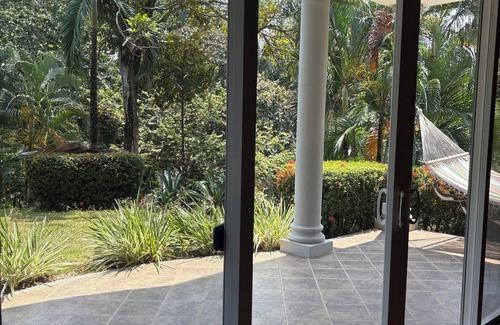 Esterillos Este Copropriété | Large HEAVENLY 2-bedroom 2 bathroom condo with pool in Esterillos Este.