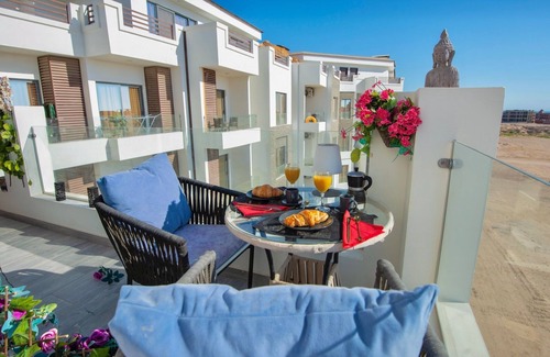 Al Ahyaa Appartement | Heavenly 95m Luxury apt in boutique resort wifi
