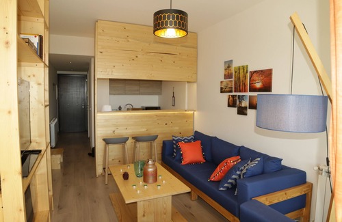 Kfardebian Chalet De Ski | Heavenly Duplex with 2 gardens at Redrock Faqra