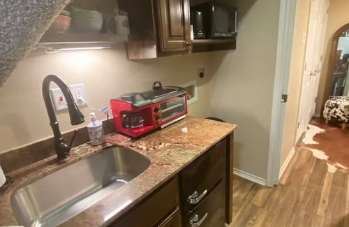 Canton Cabine | Heavenly Escape into the Forest-Tiny Home #2 at Allen Acres Resort