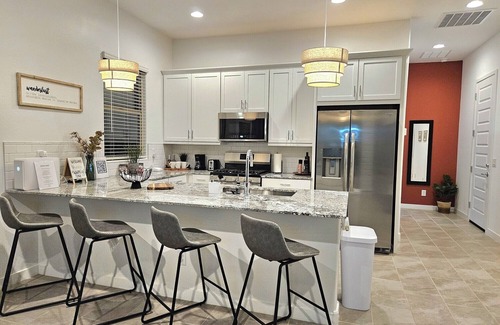Maryvale Appartement | Heavenly Stay in west Phoenix *With private garage*