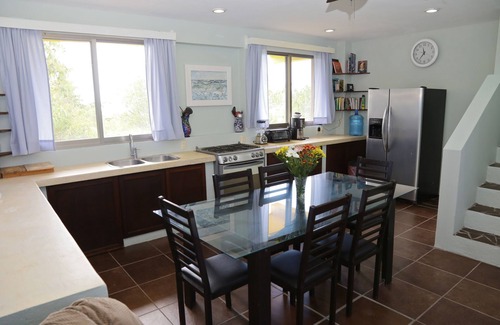 Crucecita Villa | Heavenly Villa Huatulco - 1 à 18 personnes @ 195 $