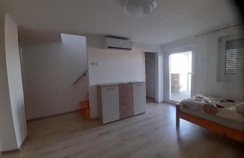 Sarvar Maison | Hegytető Vendégház