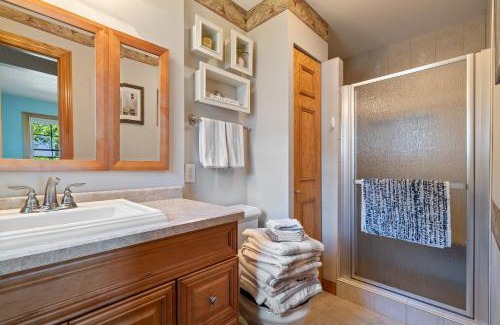 Idlewild Maison | Heidaway Cottage by Simple Life Rentals