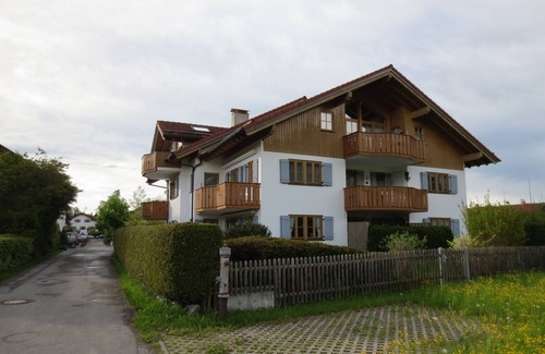 Schwangau Copropriété | Appartement meublé de très grande qualité avec vue sur le château