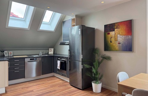 Sandviken Appartement | Heimby Homes - Four Bedroom Family Penthouse!