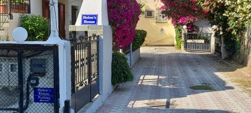 Pefkochori Maison | Helen's house