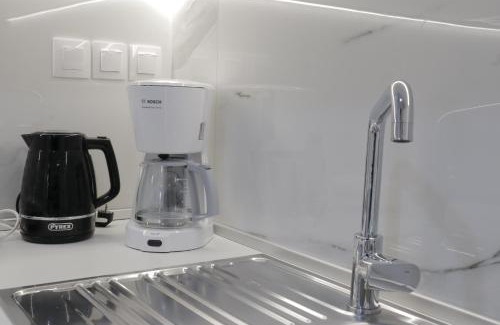 Ano Poli Appartement | Helen's Little Castle free private parking