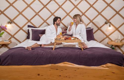 Had Nes Lit Et Petit-Déjeuner | Helios Luxury Suites