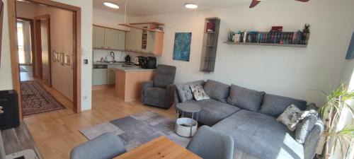 Scharding Appartement | Helle zwei Zimmer Privatwohnung Nähe Zentrum Schärding