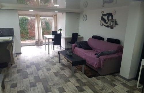 Paroisse Saint-Augustin-de-Chaux Appartement | hello dole
