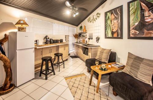 Nelspruit Appartement | Hello Sunshine Self Catering Studio Apartments