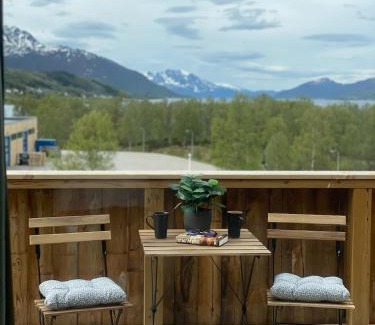 Dyry Appartement | Helt ny sentral 2-roms leilighet i Dyrøy