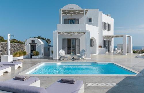 Akrotiri Villa | Hemera Holiday Home villa on Santorini
