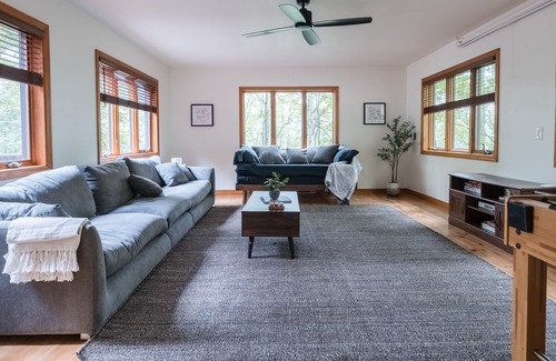 Mill Hall Cabine | Hemlock Haven - Beautiful Mountain Retreat with hot tub!