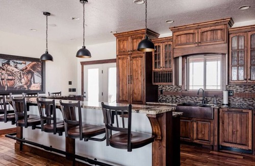 Preston Autre | Hemsley Ranch Guesthouse