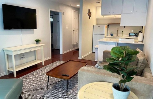 Knox - Henderson Appartement | Henderson Haven - 1 bedroom King Bed Private Patio