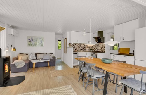 Togeholt Maison | "Hendrina" - 500m from the sea by Interhome