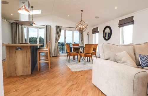 Knott End-on-Sea Maison | Henry Haven