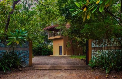 Playa Negra Villa | Henton Hacienda ,fiv minutes drive from the beach.