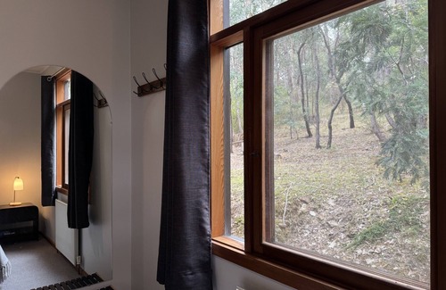Hepburn Cabine | Hepbird House - Hideaway home with valley views in Hepburn Springs