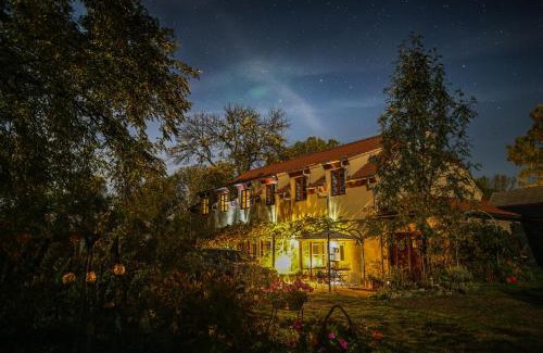 Behlitz Maison | Herberge Agape