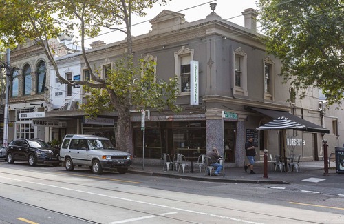 Cremorne Appartement | Heritage charmer close to all sports events