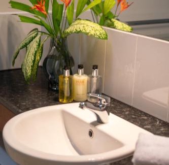 Diwan Cabine | Heritage Lodge - in the Daintree