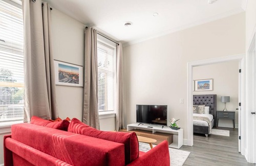 Smiths Falls Appartement | Heritage Rideau 1Br Apartment Free Parking 1