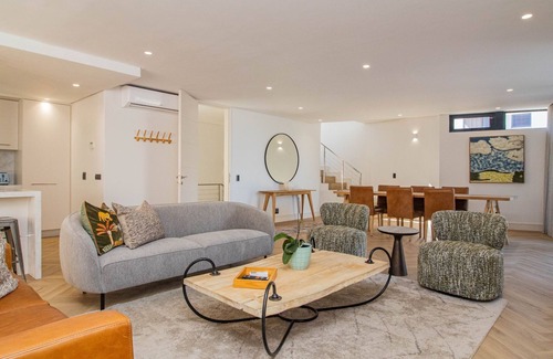 Hermanus City-Centre Appartement | 74 on Marine