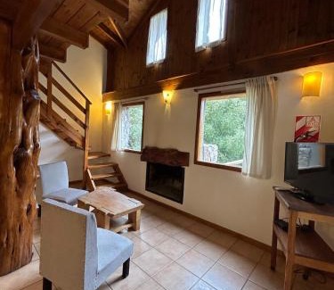 Junin de los Andes Maison | Hermosa cabaña a orillas del rio