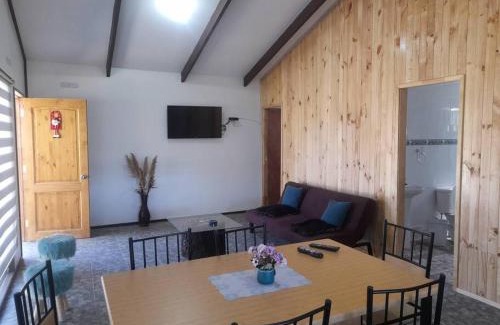 Cunco Maison | Hermosa cabaña en parcela a 500 metros del centro.