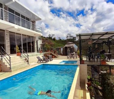 Guatape Maison | Hermosa habitación 203 deluxe GC