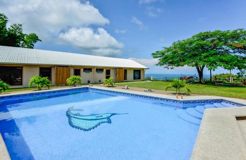 Jaco Maison | Hermosa Point