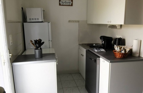 Chaille-les-Marais Appartement | HERON CENDRE, Gîte avec piscine chauffée, Sud Vendée littoral