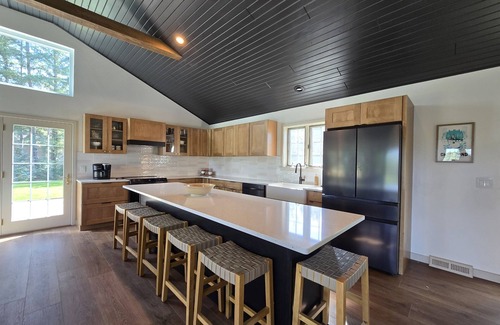 Mountain Cottage | Heron's Nest: UTV Trails, Game Room, Pontoon & Kayak Rentals, & More