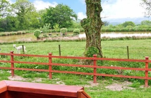Shepton Mallet Cottage | Heron View Lodge, SHEPTON MALLET