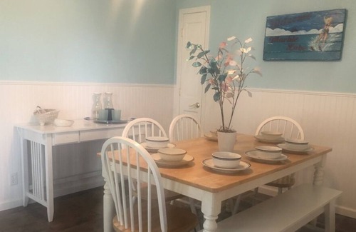 Quincy Maison | Herons Landing - Lakefront Home on Marble Lake - Sleeps 11