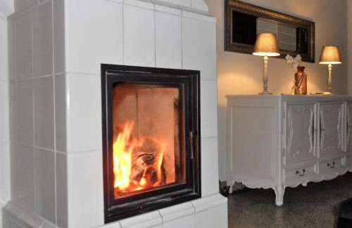 Pflueckuff Appartement | HERRENHAUS KUNZWERDA bei TORGAU - ApartHotel, BoardingHouse, WOHNEN auf ZEIT