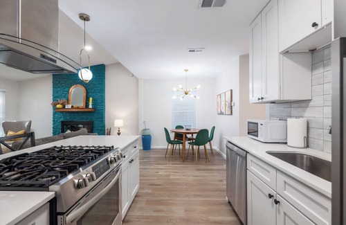 Barrington Oaks Hôtel | Hestia: Pet friendly Cheerful Townhouse 2 Ensuites