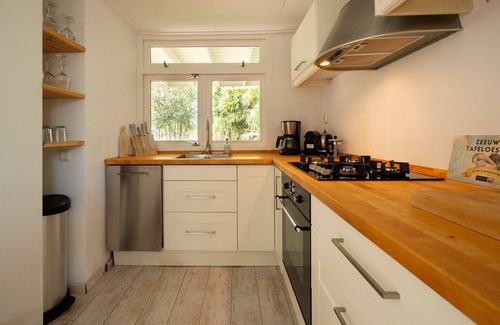 Renesse Maison | Het Ongerepte 51 holiday home privately situated near beach in Renesse