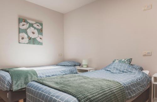 Diksmuide Maison | Het Oplaadpunt bed, bike, hike, 4-8 p