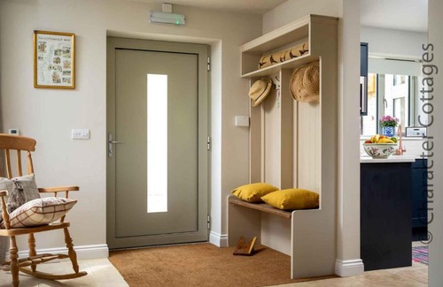 Bourton Maison | Hetty's Stables