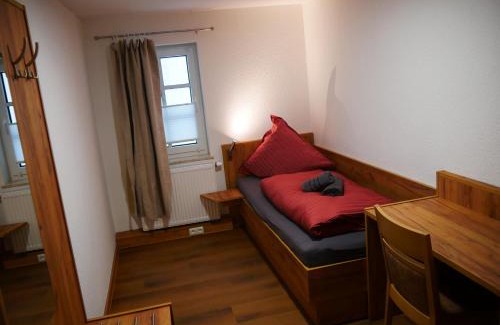 Kleinvach Hôtel | Heuhotel und Gästehaus Kohlstädt