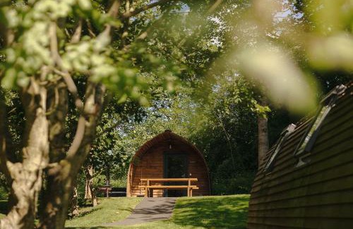 Richmond Cabine | Hewn Yorkshire - The Foxwood