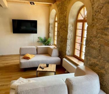 Buhlau Maison | HexenburgbeiDresden 4 Zimmer Architektengaleriewohnung mit Whirlwanne, Kamin und Balkon - Nähe Sächsische Schweiz